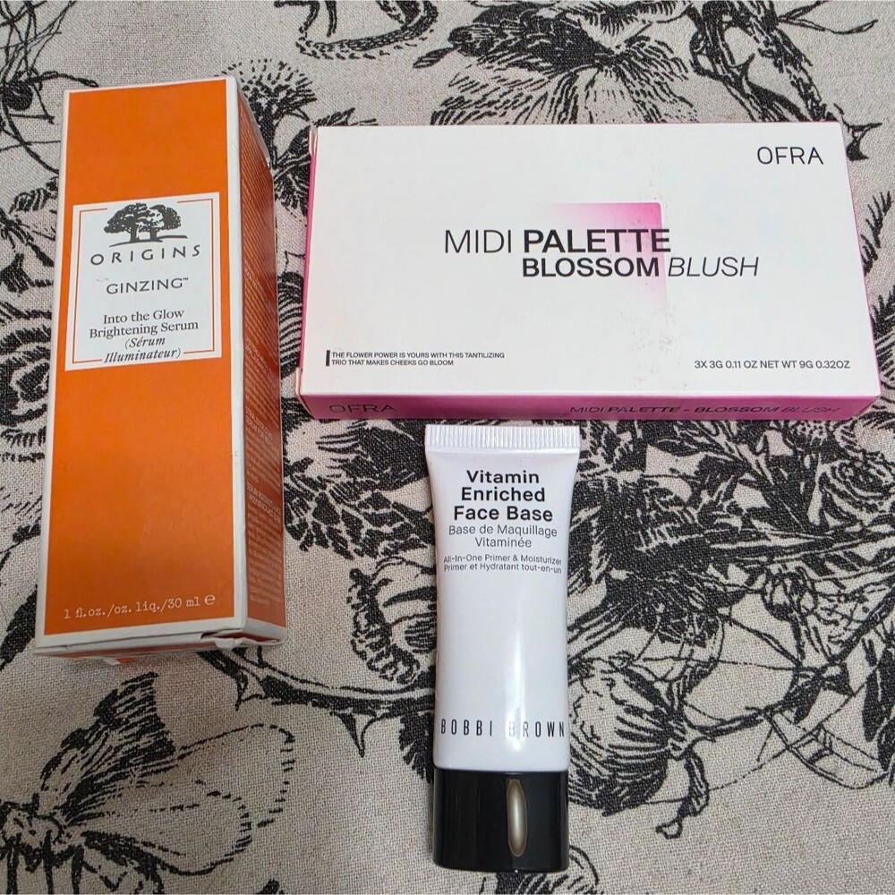 Ofra Blush Palette+ Origins Ginzing Glow-Boosting Serum +Bobbi Brown Retail $80+